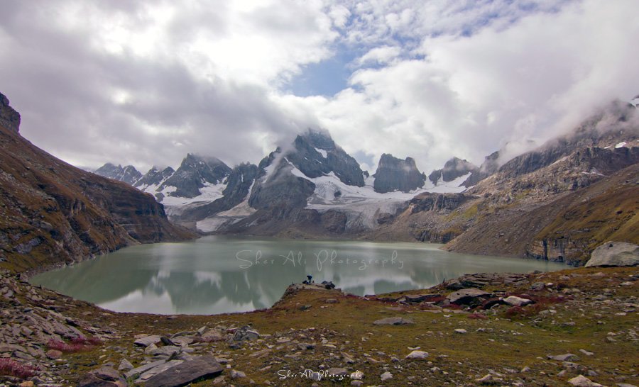 Chitta Katha Lake, Shounter Valley