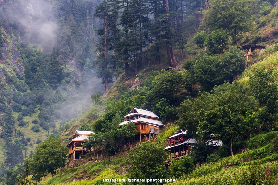 Neelum valley, Azad Kashmir